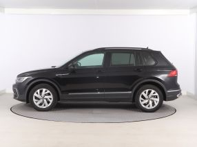 Volkswagen Tiguan - 2020