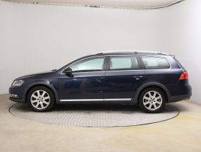 Volkswagen Passat - 2012