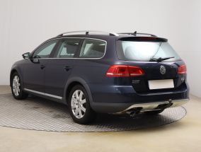 Volkswagen Passat - 2012