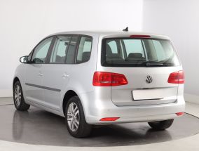 Volkswagen Touran - 2011
