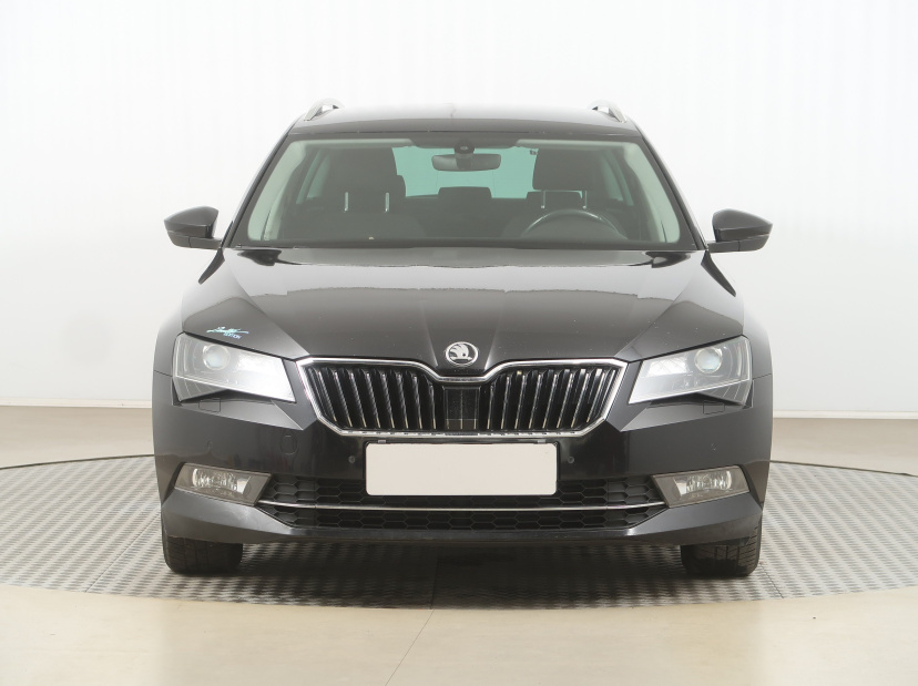 Škoda Superb, 2015