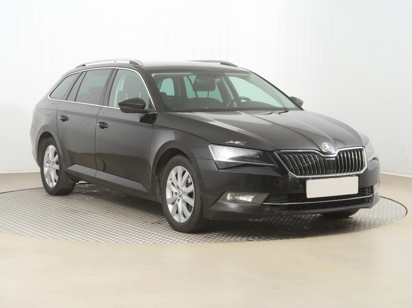 Škoda Superb, 2015