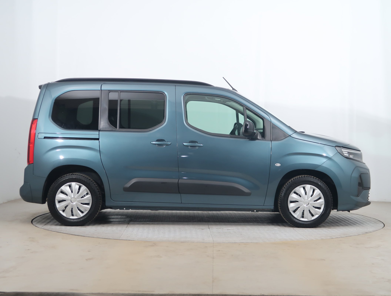 Opel Combo - 2024