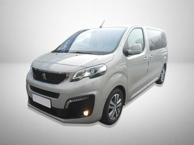 Peugeot Traveller 2021