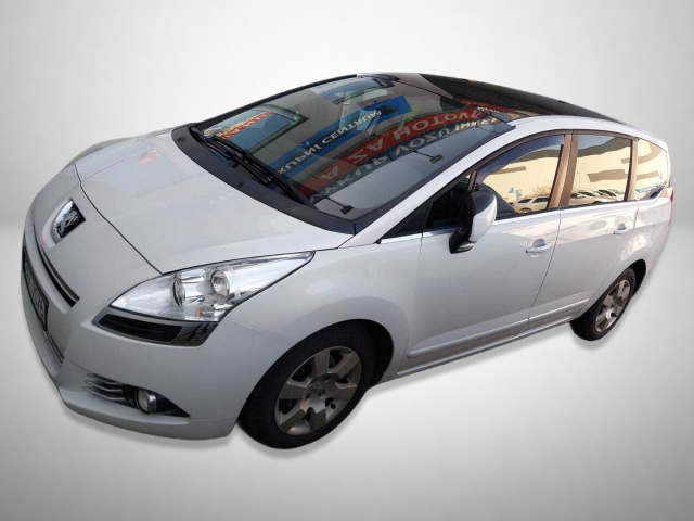 Peugeot 5008 2011
