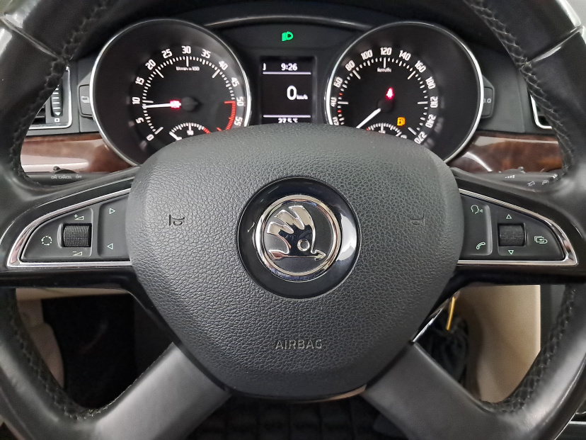 Škoda Superb, 2014