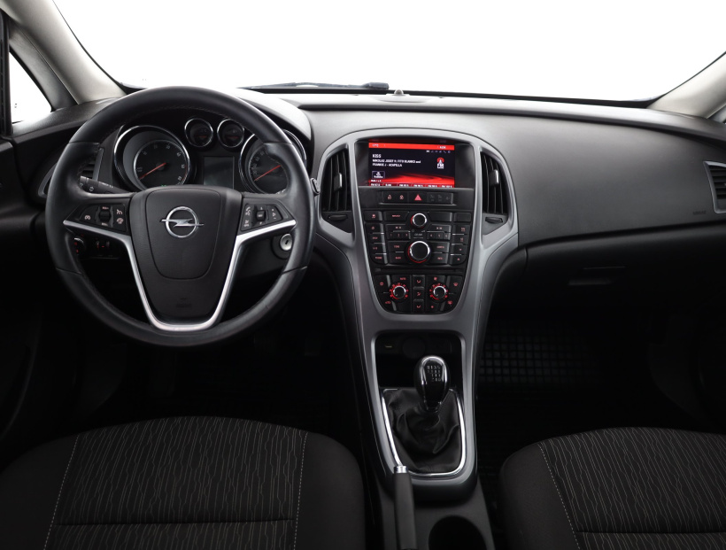 Opel Astra, 2015