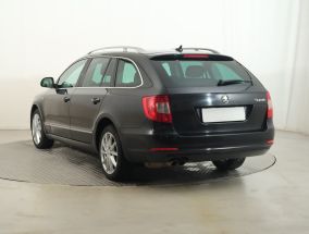 Skoda Superb - 2012