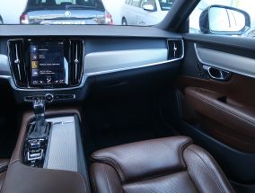 Volvo V90 - 2018