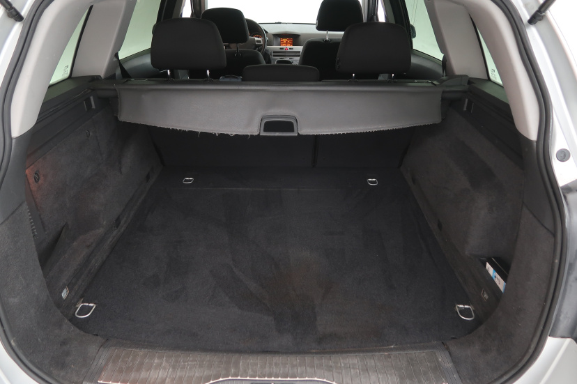 Opel Astra, 2009