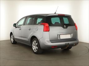 Peugeot 5008 - 2015