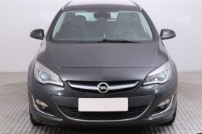 Opel Astra - 2012