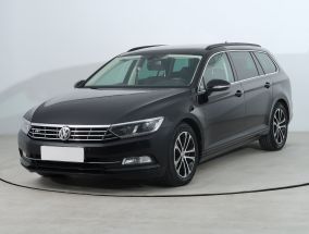 Volkswagen Passat - 2015