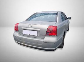 Toyota Avensis - 2004