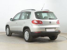Volkswagen Tiguan - 2010