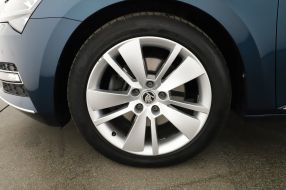 Škoda Superb - 2021