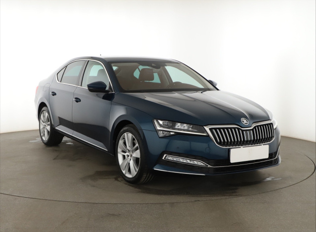 Škoda Superb 2021