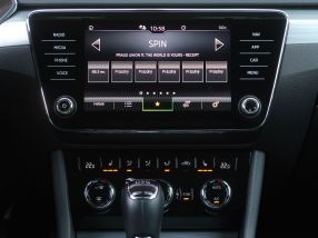 Škoda Superb - 2022