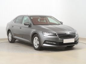 Škoda Superb - 2022