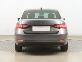 Škoda Superb - 2022