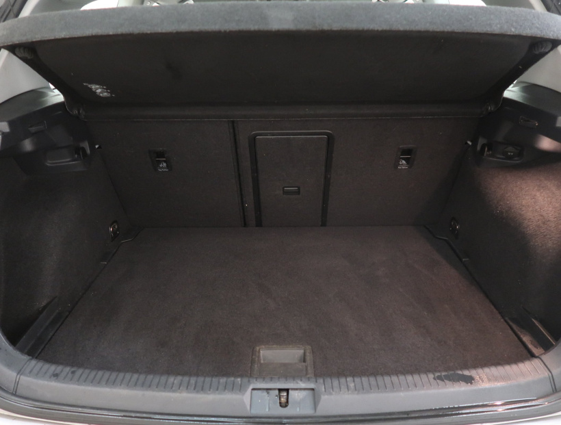 Volkswagen Golf, 2017