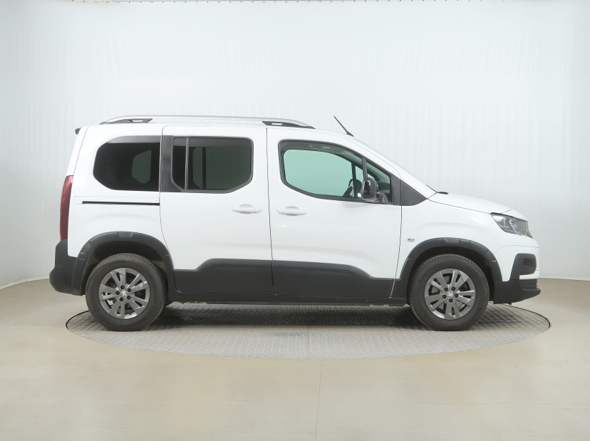 Peugeot Rifter, 2023