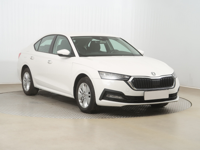 Škoda Octavia 2023