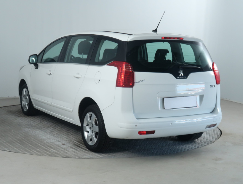 Peugeot 5008, 2014