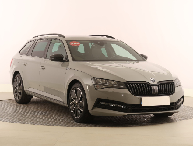 Škoda Superb 2023