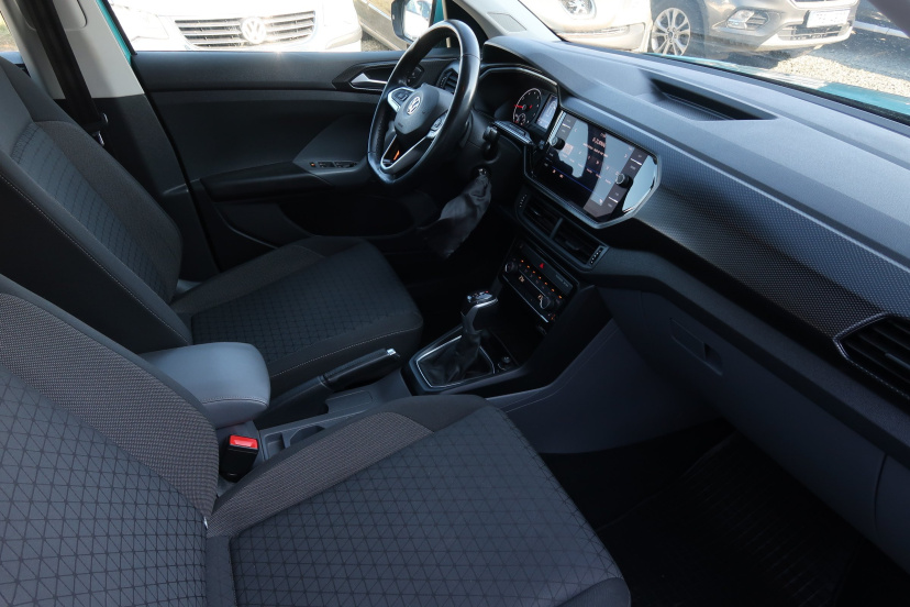 Volkswagen T-Cross, 2020
