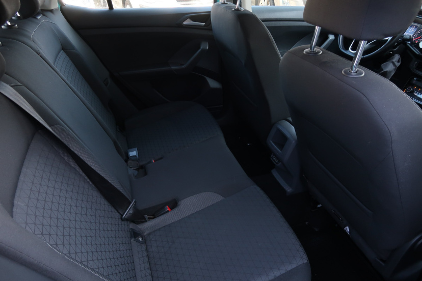 Volkswagen T-Cross, 2020