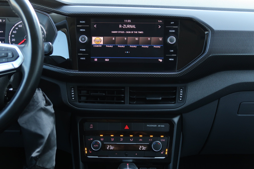 Volkswagen T-Cross, 2020
