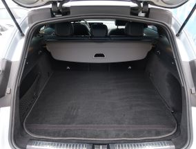 Mercedes-Benz EQC - 2019