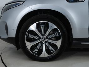 Mercedes-Benz EQC - 2019