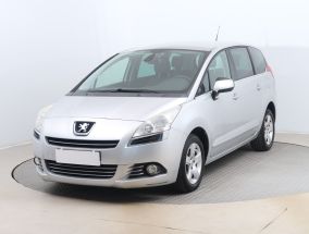 Peugeot 5008 - 2013