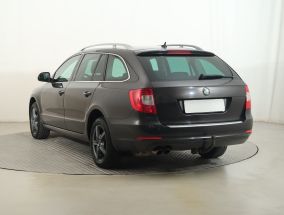 Skoda Superb - 2010
