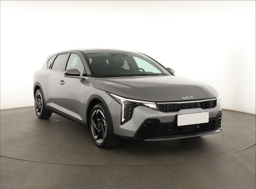 Kia K4, 2026