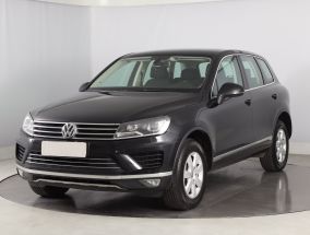 Volkswagen Touareg - 2015