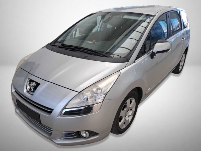 Peugeot 5008 2011