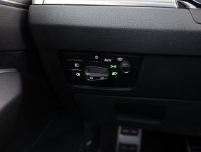 Volkswagen Passat - 2020