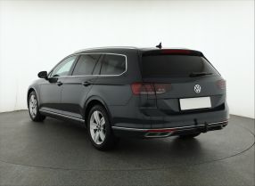 Volkswagen Passat - 2020