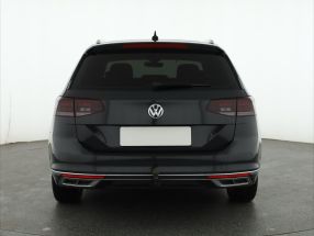 Volkswagen Passat - 2020