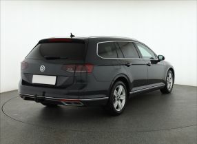 Volkswagen Passat - 2020