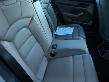 Porsche Taycan - 2022