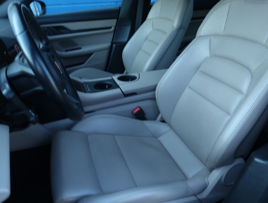 Porsche Taycan - 2022