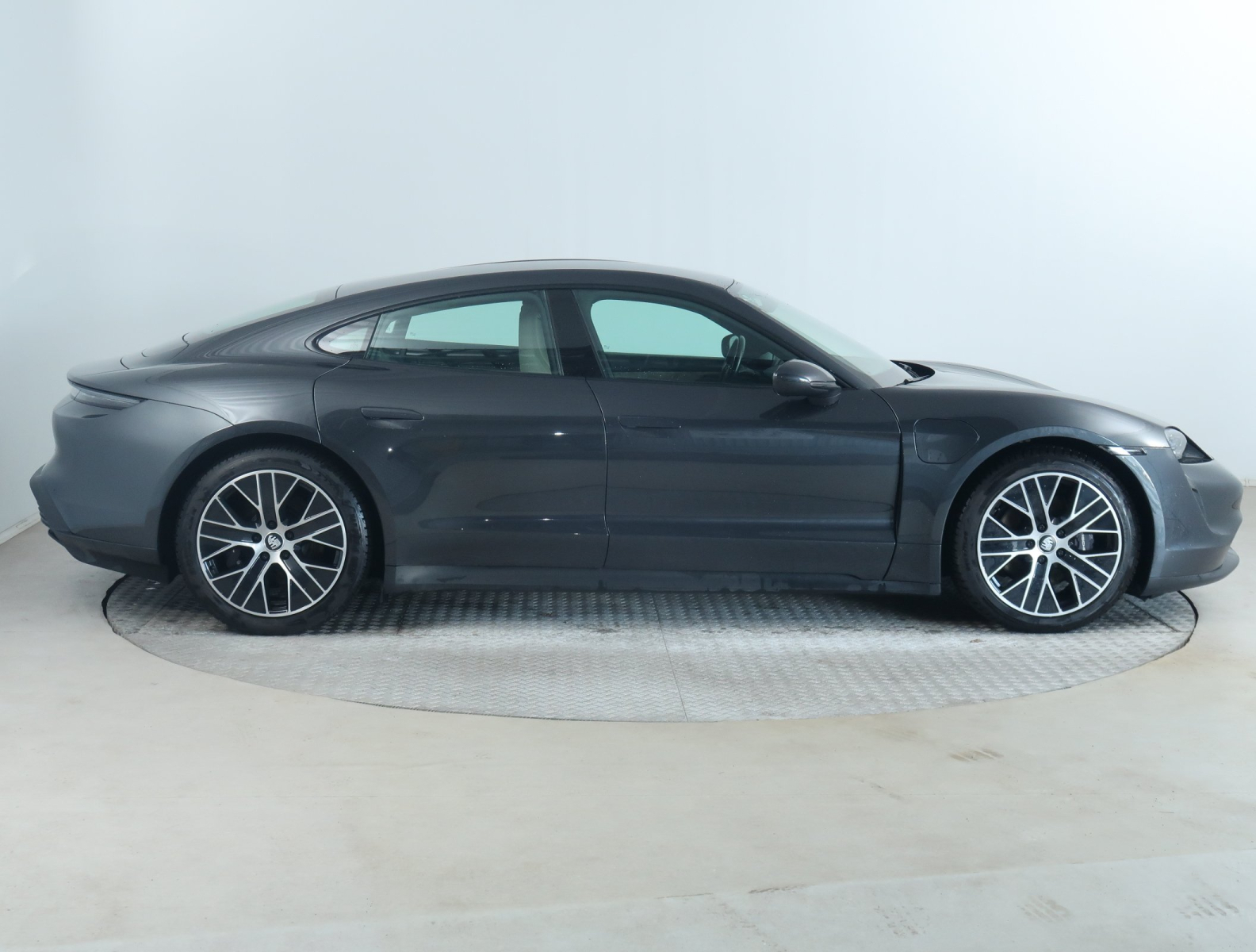 Porsche Taycan - 2022