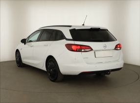 Opel Astra - 2020