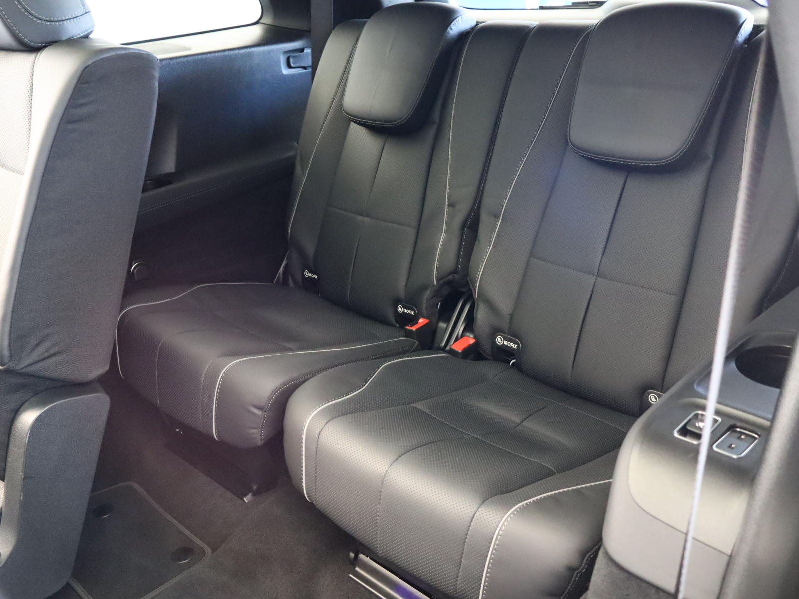 Mercedes-Benz GLS - 2023