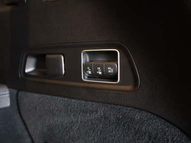 Mercedes-Benz GLS - 2023