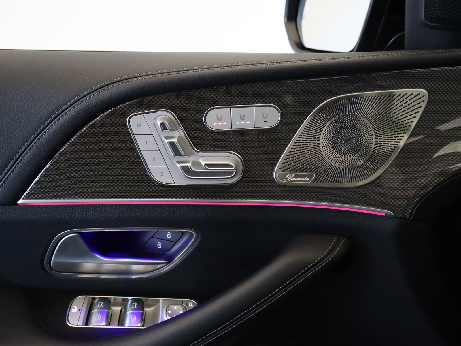 Mercedes-Benz GLS - 2023